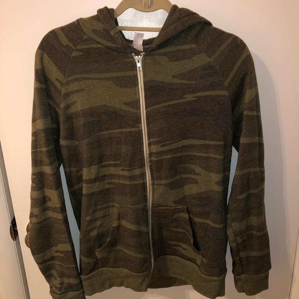 Alternative camo zip up